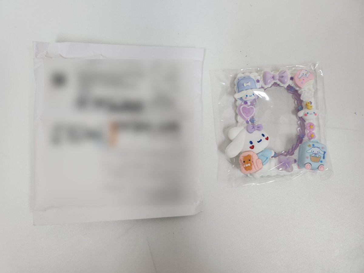 starwoosan0710's tweet image. Tubeat goes above and beyond by providing high-definition photos, so I can verify that the sellers have sent the correct items to me. These are a few examples of the photos they’ve taken for me!