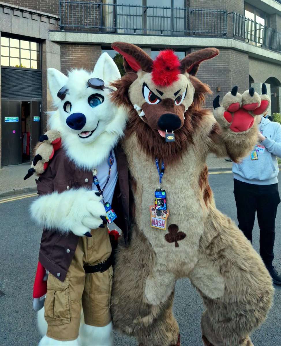SERV0 (@servoyeen) on Twitter photo 