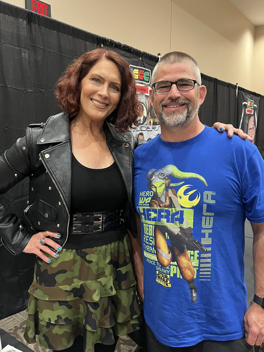 Met Hera Syndulla @vanmarshall  today and she’s was awesome!. Such am extremely nice fun person. Loved her so much! #Starwarsrebels #Herasyndulla #spacemom #generalsyndulla #iccc