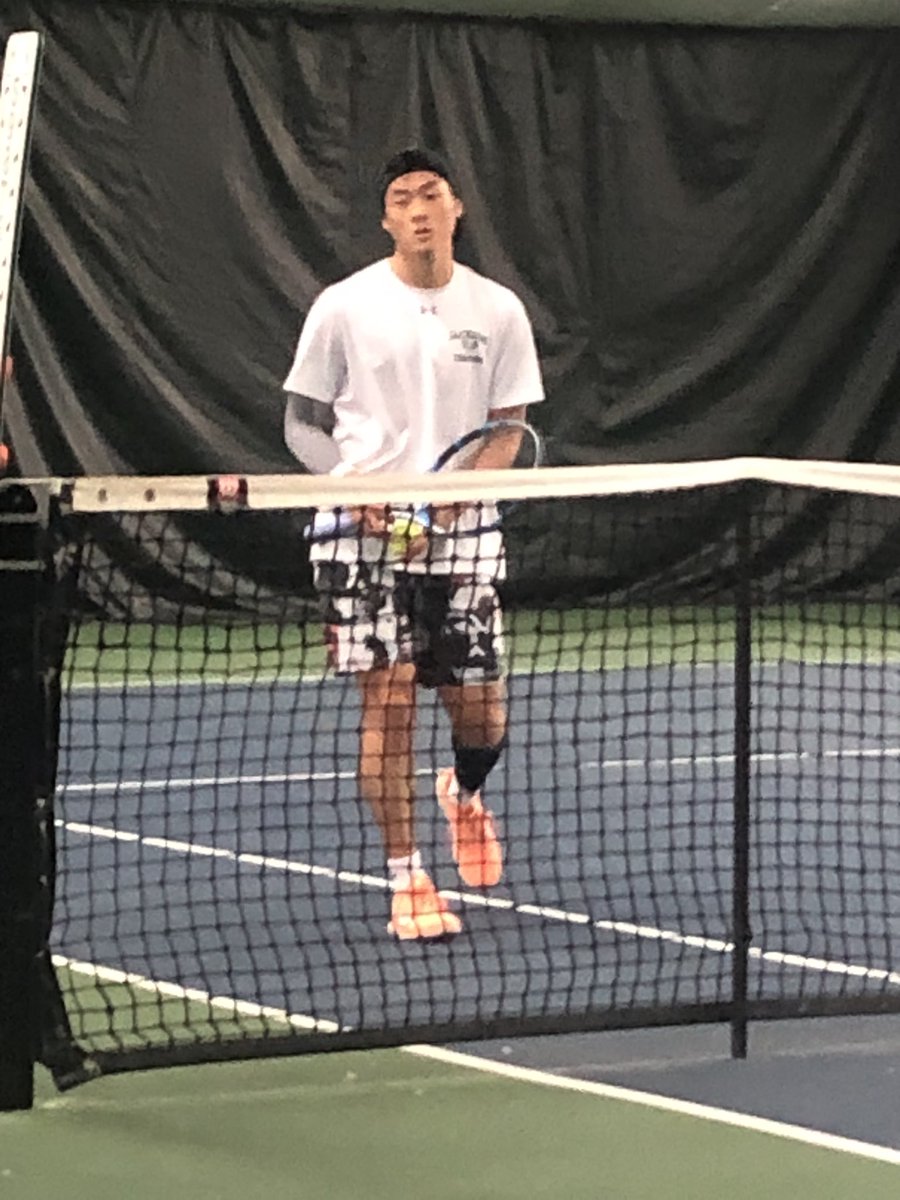 TWolvesJHS's tweet image. Jackson’s Ben Lee takes the First Set in the 4A State Final  Match 6-2.  🎾💚🖤🎾