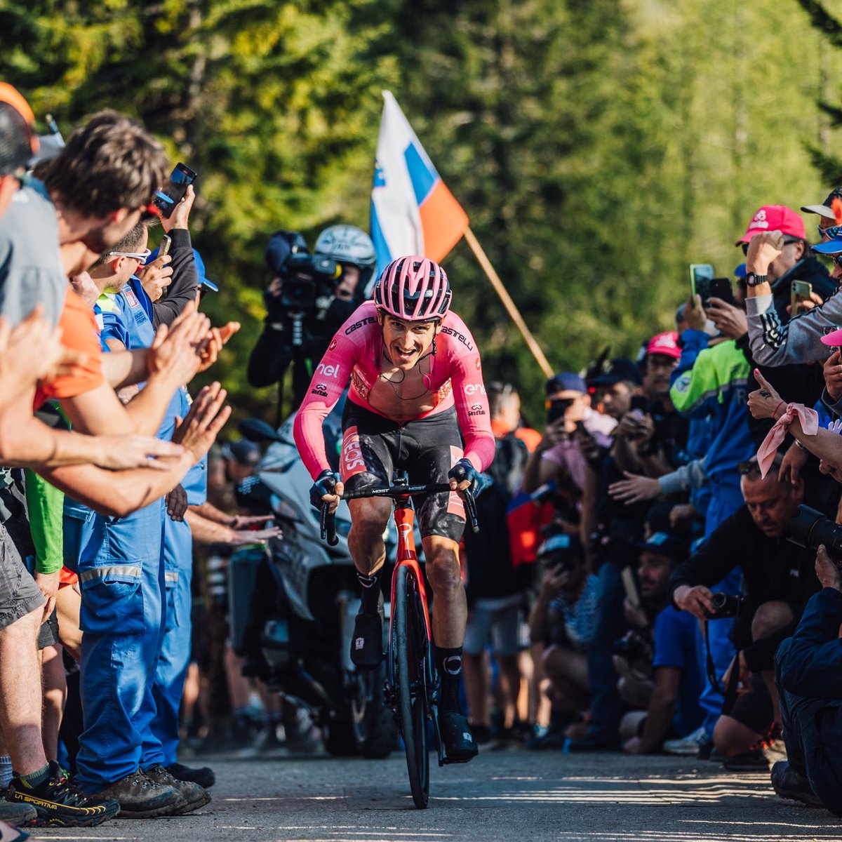 Geraint Thomas tweet media