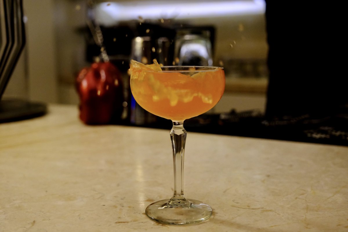An explosive combination of flavors with a secret spicy🌶️touch. This is our signature cocktail: Pepperita. Do you dare to taste it? 🥵 
#cocktailtime #mixology #gaylife #gayhotel
.
.
.
👉🏼thelatebirdslisbon.com