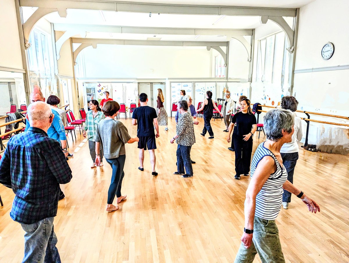 Movein2Welbng's tweet photo. A most lovely MiW #dancev&amp; #movement class + social gathering was had today!! Thanks all! Happy #BankHolidayWeekend ! #charity #parkinsons #Mobility #INCLUSIVE #lovewhatwedo https://t.co/ukDw5LQMvQ