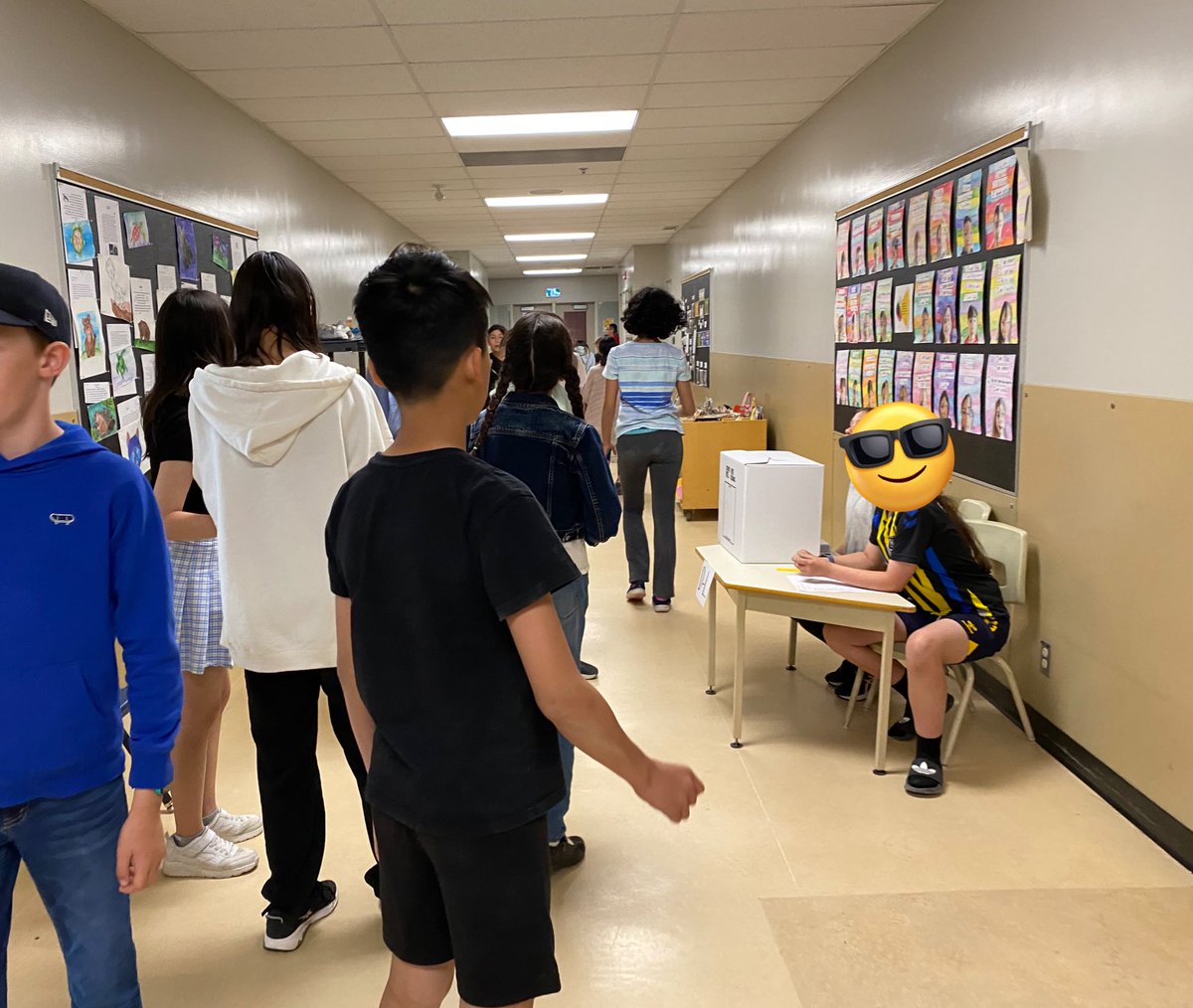 BPSHawks6's tweet photo. Students took on roles to create polling stations to allow our grade 6 peers to vote. Results will be shared on Monday- watch the news! Thank you Student Vote for sharing your materials and support! #BPSHawks6 #BPSHawksLearn #WeAreCBE #StudentVoteAB @CIVIX_Canada https://t.co/vzZd7IBxTX