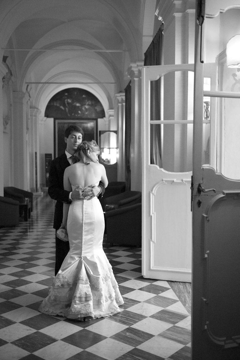 Tiffany &amp; Claudio got married at the exquisite Hotel Donna Camilla Savelli—also the site of our intimate Rome trip this October!

Award-winning author Jess Walter joins us to explain why this hotel is so magical &amp; shares a short piece he wrote about it.

ow.ly/JcoX50Oyvlr