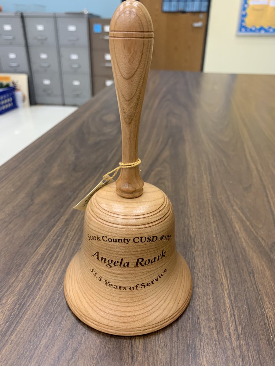 AngieRoark1's tweet photo. #Retirement starts today. Loved my time teaching! ❤️ Thanks for the awesome last day SC! #AllIn #PrideandExcellence https://t.co/bdyYRsUmbV