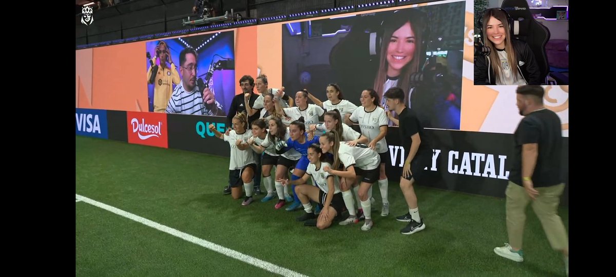 El_Sebas_09's tweet photo. ¡LAS POOOOOLLAS! 🖤🐥💛🤌🏼🔥 @PIOFCFemenil 
#PPPALVMVLALV
@nuriagnza porteraza!!! 🧱
@marserracanta 🎩
@samyriveratv https://t.co/9CVIPLqMKq