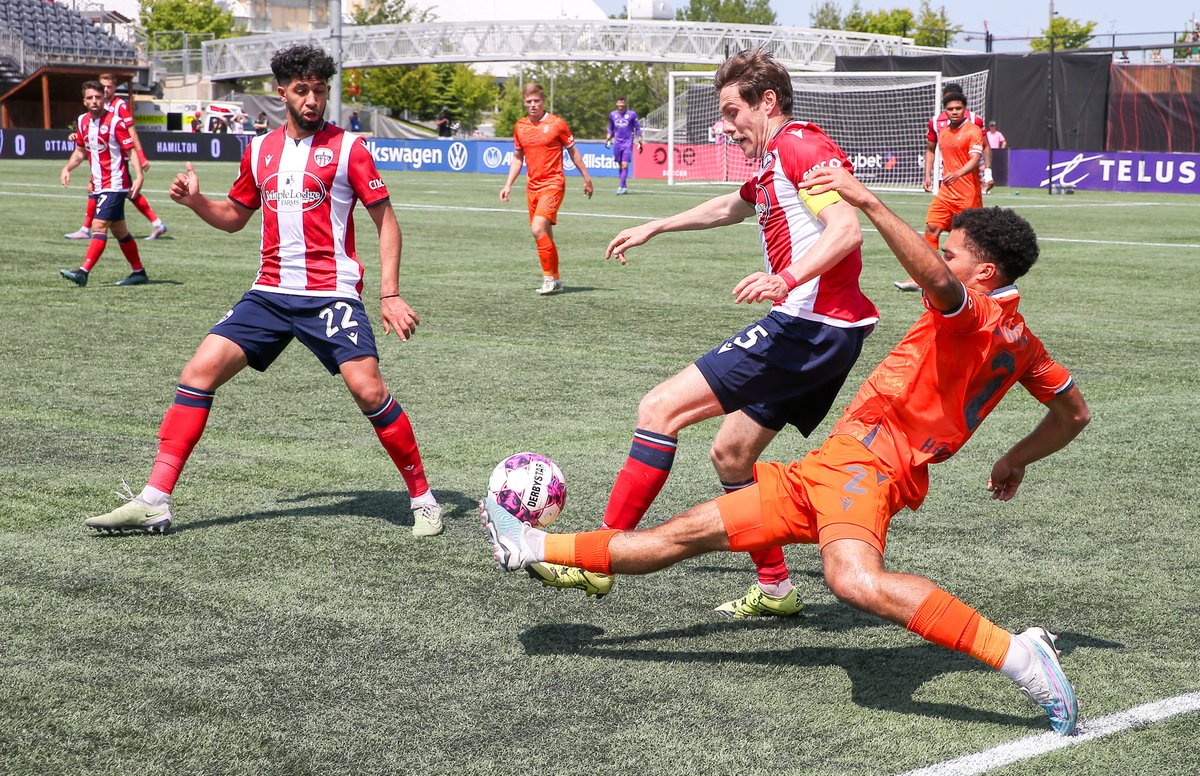 CA_AtHome's tweet photo. ๐จ๐ฆ CanPL
#ForgeFC sneak away late with all three points in a 1-0 win against #ForOttawa!
๐ Triston Henry with eight saves and a well-deserved clean sheet, while David Choiniรจre provided the dagger in the 90th minute.
#ATOvFOR | #CanPL
๐ท: Valerie Wutti/@FreestyleOttawa https://t.co/vsZfZ5j5Fv