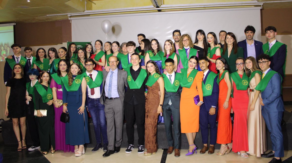 Que bonito lo hemos echo
2°A os llevaré conmigo pa' siempre💘