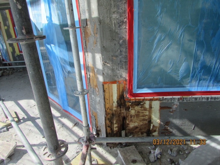 BldgScientist's tweet photo. Poor #stucco and #window #flashing details and you end up with something like this behind your cladding. 
Even a Fluid Applied Water Resistive Barrier product can't make up for a lack of planning and detailing. Happy #MemorialDay2023    
#waterproofing #buildingscience #architecture