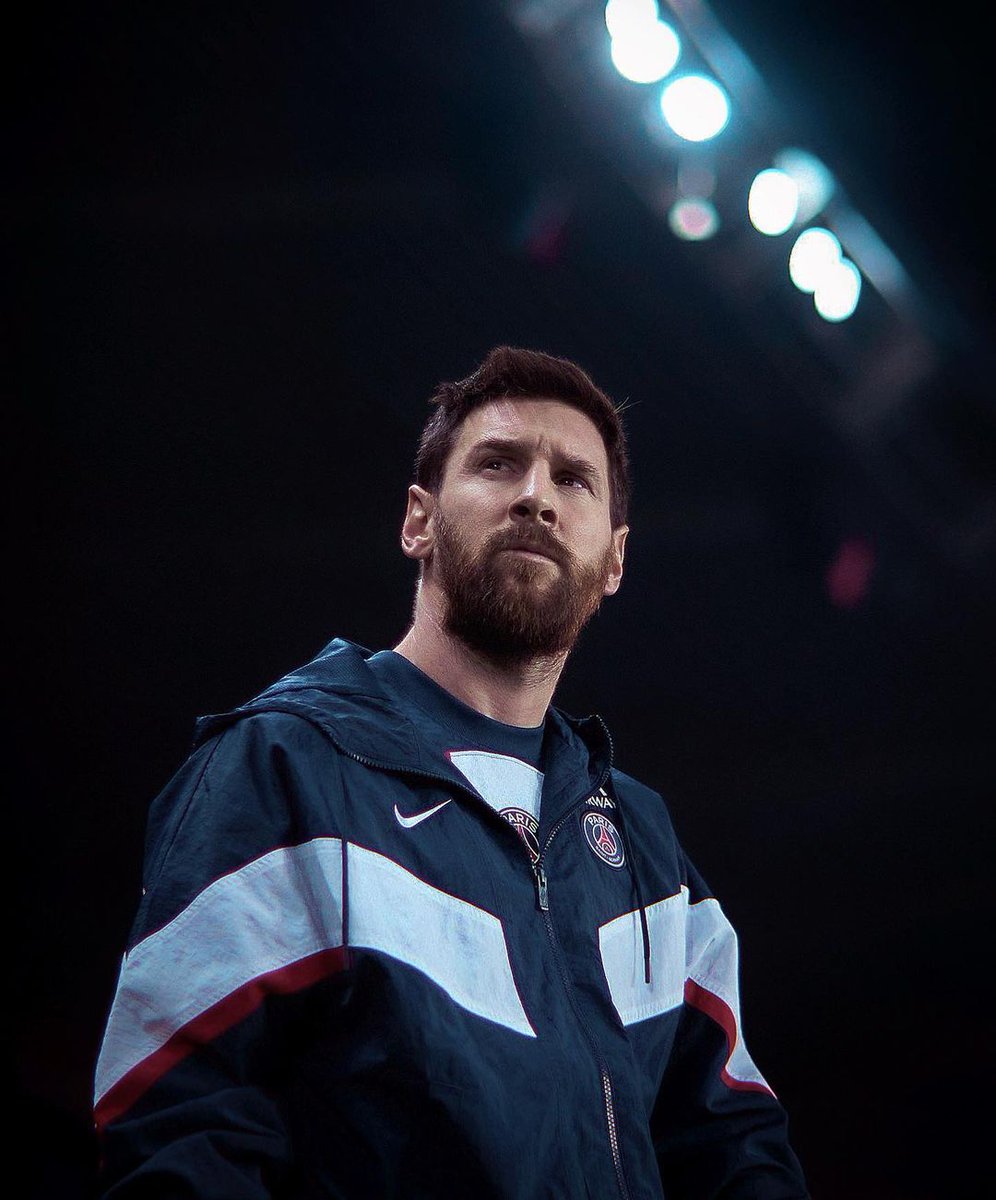 YENİ REKOR!

Lionel Messi, artık top 5 ligde en fazla gol atan futbolcu. 

🇦🇷 Messi - 496 gol
🇵🇹 Ronaldo - 495 gol

Keçi.🐐