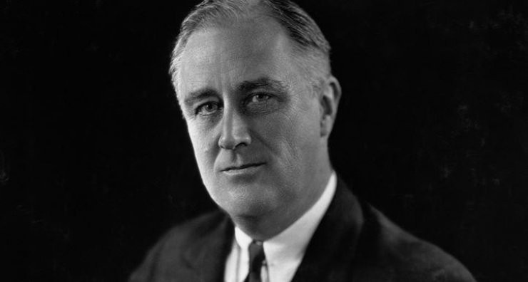 'Politikada hiçbir şey kazayla olmaz. Olmuşsa, öyle planlanmıştır.' | Franklin D. Roosevelt |