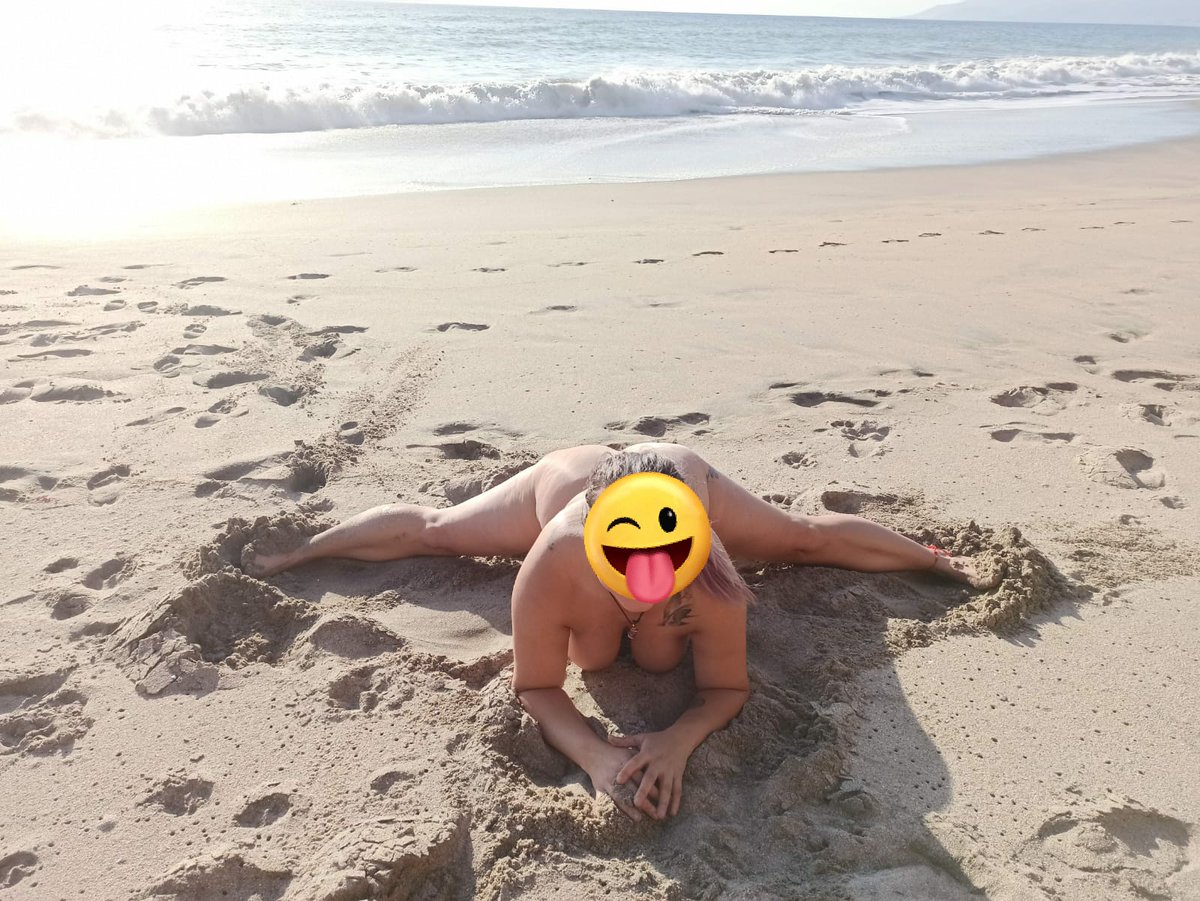 PazMaxB1's tweet photo. Así estuvo  #PlayaLuna hoy. Hermosa naturaleza. #booty #boobs #playa #beach #playanudista #bignaturals https://t.co/pTQw5qYK59