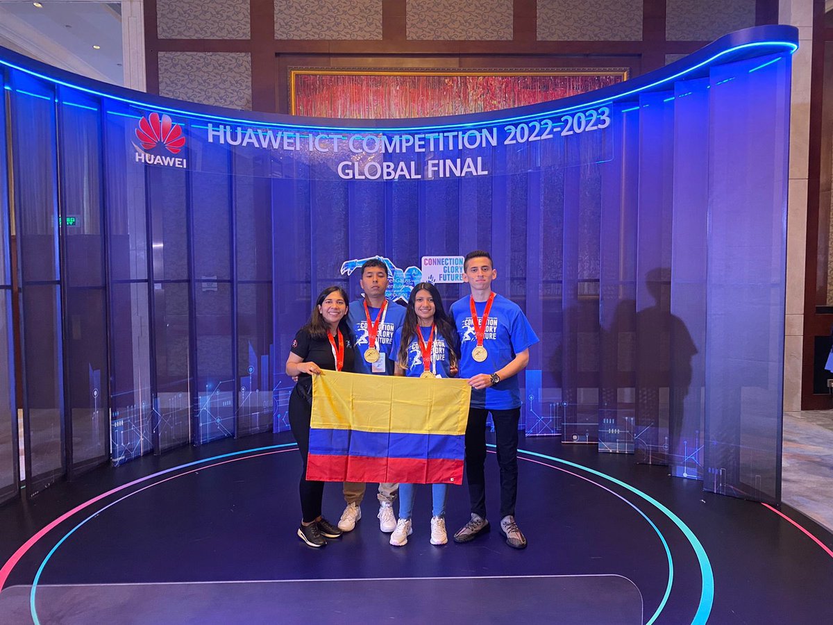 Huawei_Colombia's tweet photo. ¡Tenemos buenas noticias! Nos enorgullece contarles que nuestros jóvenes de @unicauca y @unijaveriana quedaron en el tercer lugar de #ICTcompetition en las categorías de Network y Cloud. 🇨🇴👏🏻🏆Gracias por representarnos en la gran final en China. https://t.co/DQxzD7Kemo