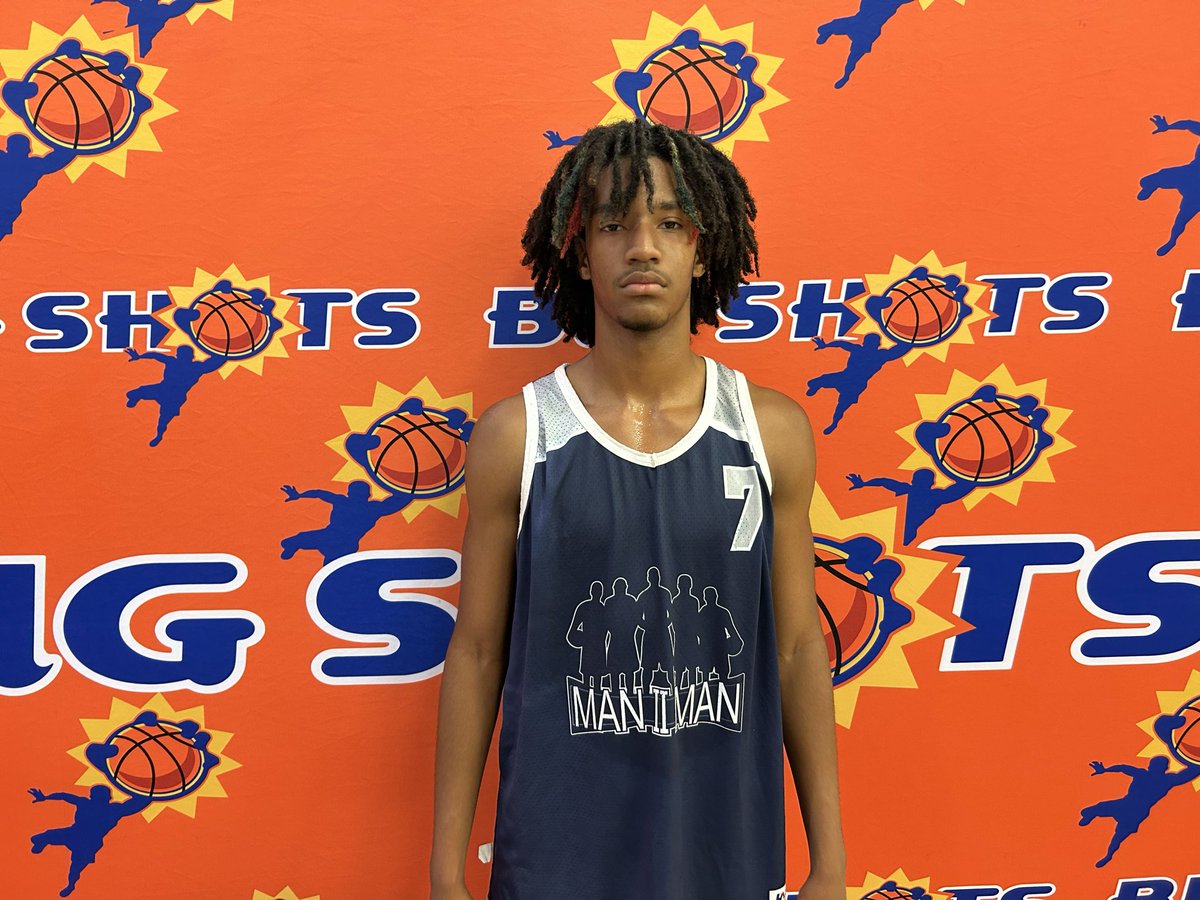 BIG SH🏀TS on X: #BIGSHOTS #NCMemorialClassic 17U Platinum Boys Team Push  NC- 68 #2 Ronny Marshall 16 #3 Jalen James 15 Man 2 Man Soldiers- 55 #7  Elijah Thomas 18 t.coMGo506Jo9f  X