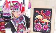 The Yi ethnic group in China has been showcasing traditional Yi clothing feat. #HandmadeEmbroidery for over a century in the Yongren county of Chuxiong Yi Autonomous Prefecture, Southwest China's Yunnan Province. bit.ly/3IBW84w

susanhenselprojects.com #Embroidery #Art