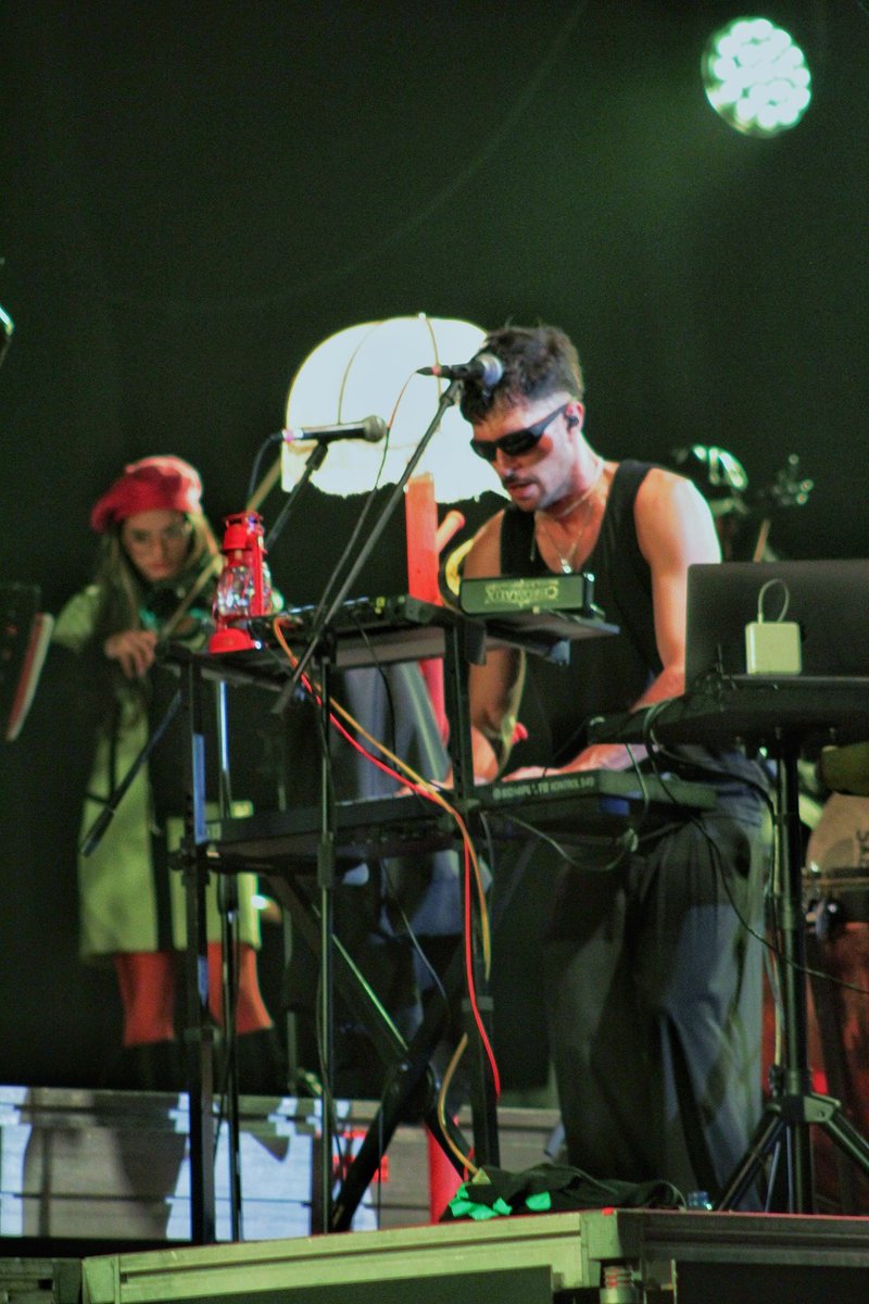 𝖒 𝖎 𝖑 𝖔 tweet media