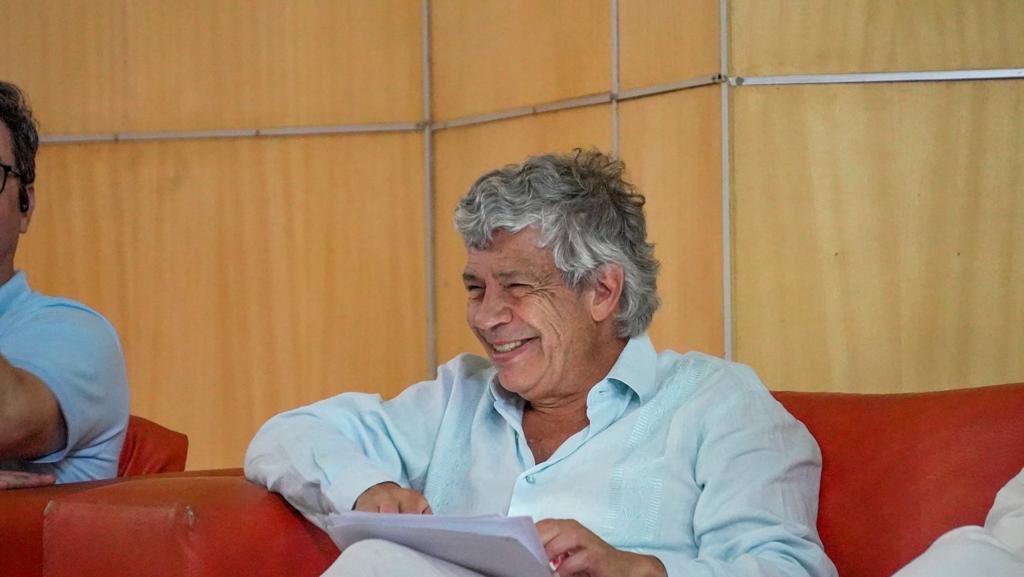 DNP_Colombia's tweet photo. El reto ahora es la implementación del Plan Nacional de Desarrollo y todo el Gobierno está trabajando en este proceso”: #JorgeGonzález, director del #DNP en la primera socialización de #LaRutaDelCambio. 

Más información 👉 https://t.co/xExDcl2kR8 https://t.co/kHqpEjzCR6