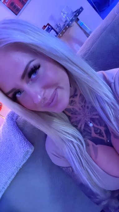 Love nights out ✨ https://t.co/kcQSSDRjZE<a href="/tag/funny"class="tags"><span>#funny</span></a><a href="/tag/true"class="tags"><span>#true</span></a><a href="/tag/silly"class="tags"><span>#silly</span></a><a href="/tag/dentist"class="tags"><span>#dentist</span></a>