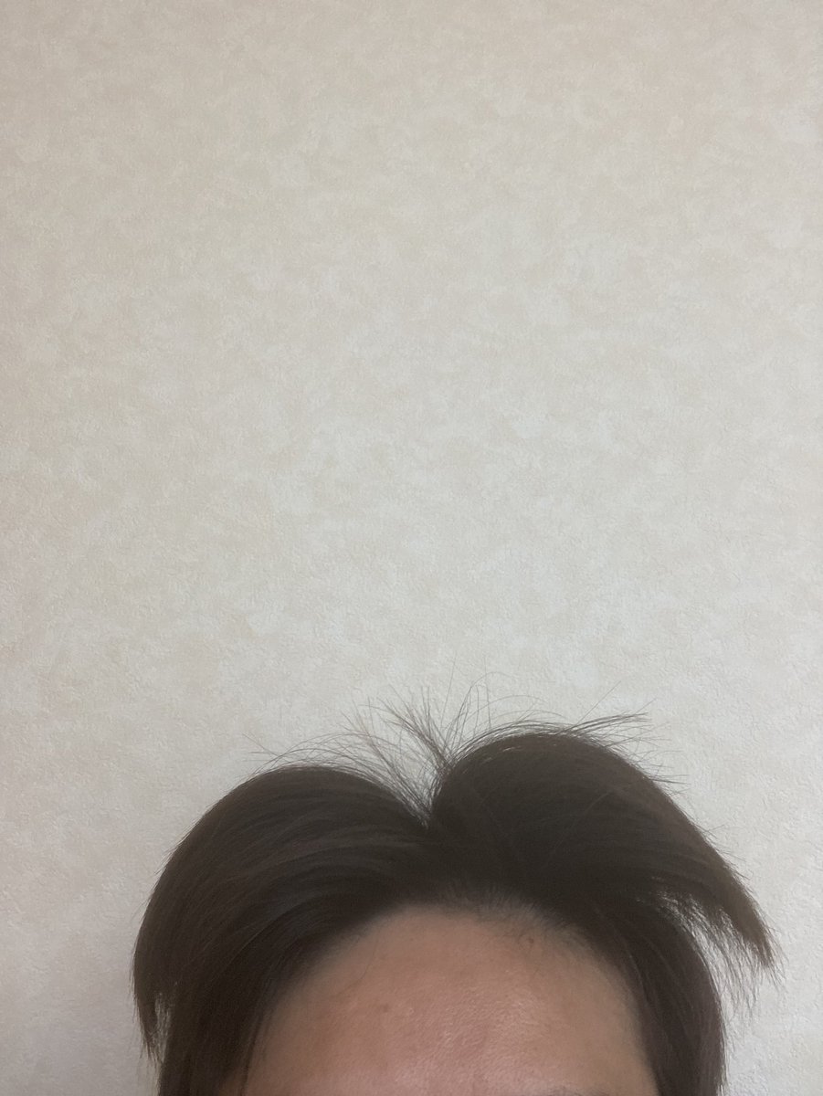 本日の寝ぐせです♪
#寝ぐせおじさん
本日のお天気
今日は北海道と東北は次第に雨の範囲が広がるでしょう。北陸や関東から九州にかけては日差しが届くでしょう。ただ天気はゆっくりと下り坂に向かい夜は雨の所が増えてきそうです。沖縄も晴れ間がありますが台風の影響で風が強まり海はシケるでしょう