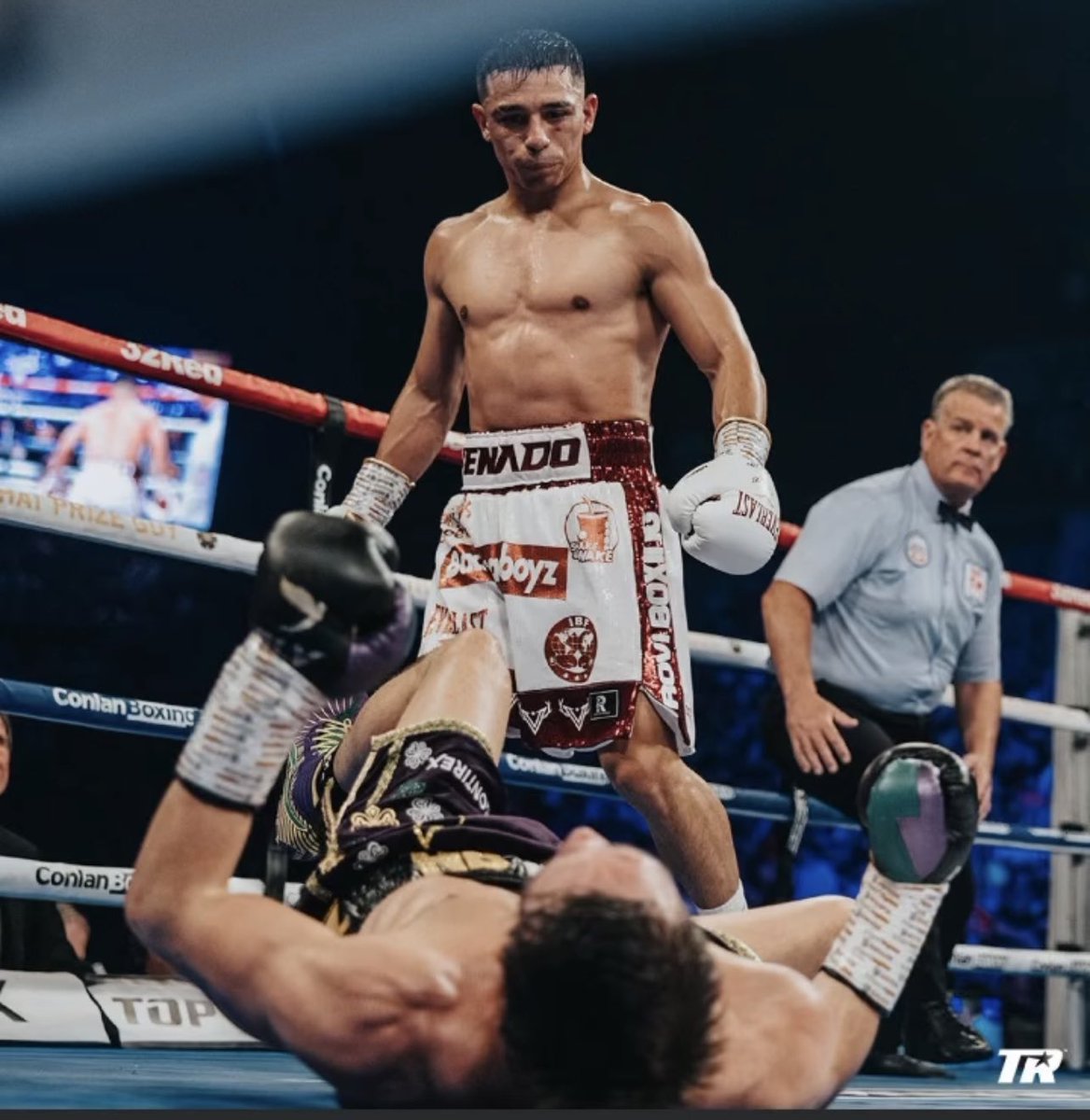 IBF Featherweight Champion Mexico’s Luis Alberto Lopez 28-2-16 KO’s scored a 5th round one punch knockout in Ireland against Irish Michael Conlan in his second failed attempt to win a world title. #lopezconlan #toprankboxing #espnboxing #irishboxing #mexicanboxing #fighthooknews