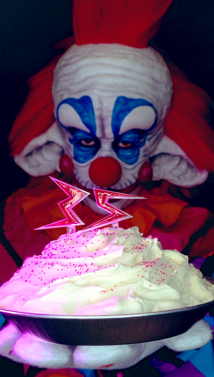 Happy 35th Anniversary to Killer Klowns from Outer Space 🎂 #cosplay #killerklowns #80smovies