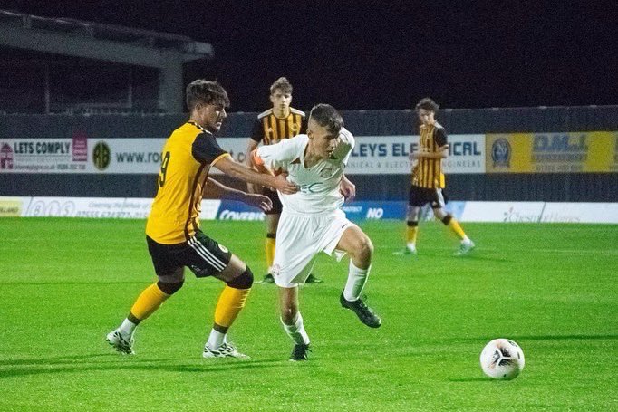JoeWilko44's tweet photo. A very special season winning the treble with a great group of lads and management.
-FA youth cup run ✅
-League winners (unbeaten in the league all season) ✅
- 3 cup finals (winning two of them)✅
Let’s see what next season brings 👀 https://t.co/Sla3JS50sF