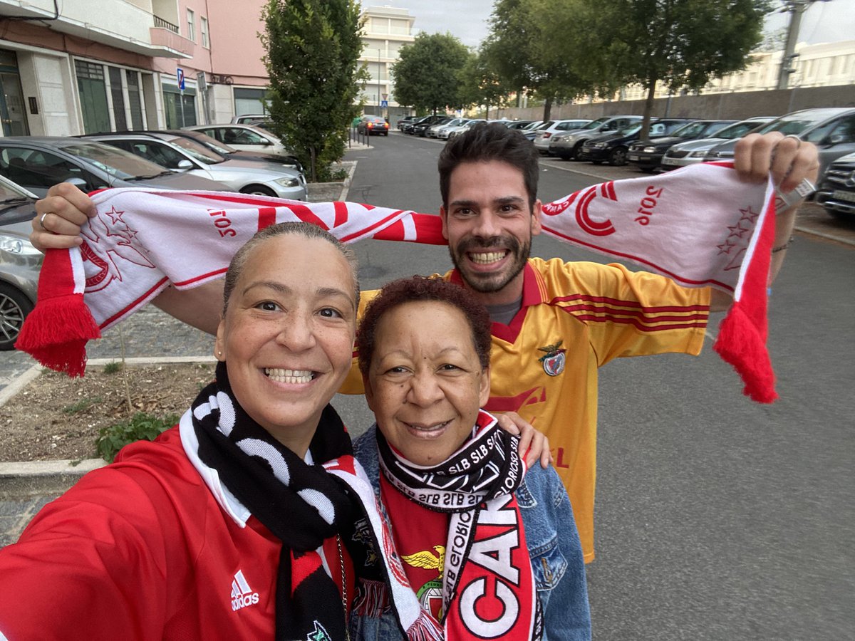ophidiannm's tweet photo. #vamoscaralho #SLBenfica #champions https://t.co/ggPrGJdsZw
