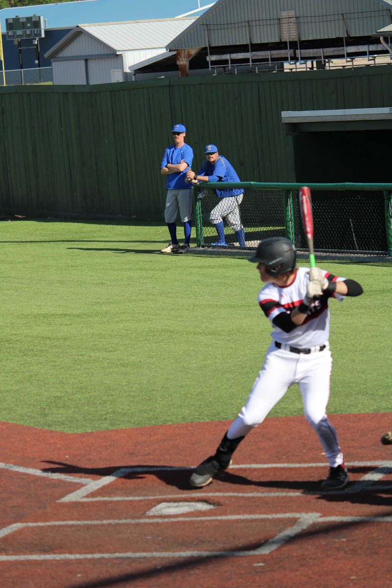 CoachMac_BSBL's tweet photo. Congratulations to our #1 hits in season (36), #1 Batting AVG in a career .414, #2 in Career hits, #4 Career ABs, #10 Career Runs, #8 Career Total Bases, #7 Career Stolen Bases and named 2nd Team All State Middle Infield @gannonwhite4 #leader #partofthepride #OneELDO https://t.co/LIBz4UJ4rr
