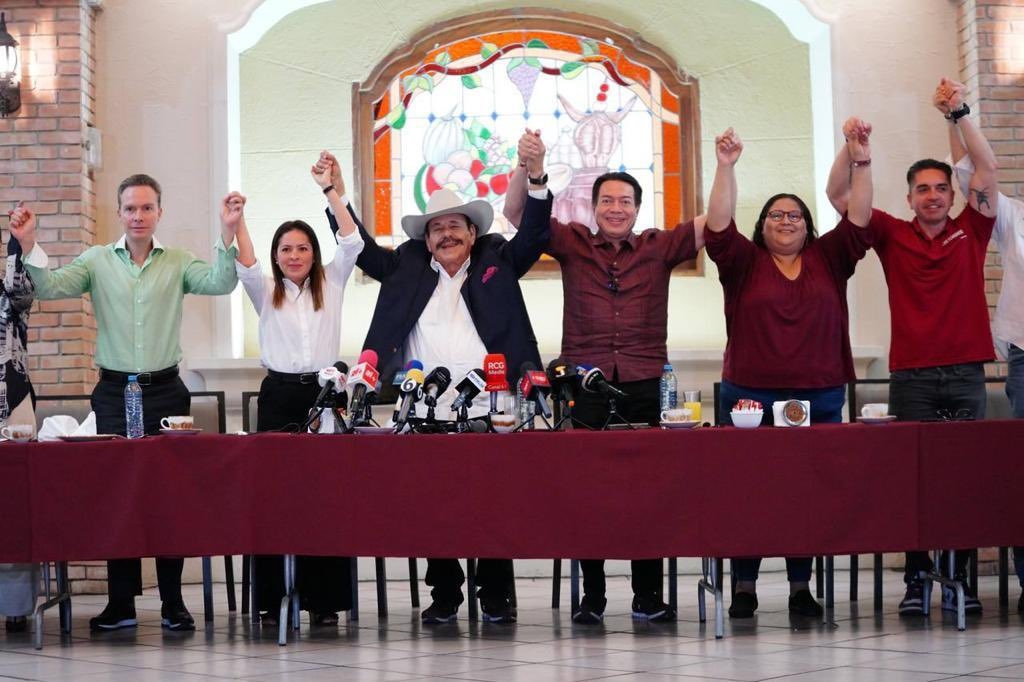 DirMegamedia's tweet image. CRISIS EN #MORENA | A pocos días de las elecciones, entra en crisis la alianza Morena-Verde en #Coahuila. "Aquí nadie se va a rajar", afirma @leninperezr : bit.ly/3IJxTkU / Las cúpulas nacionales apoyan a @aguadiana : bit.ly/42dzoP0 #DYInforma