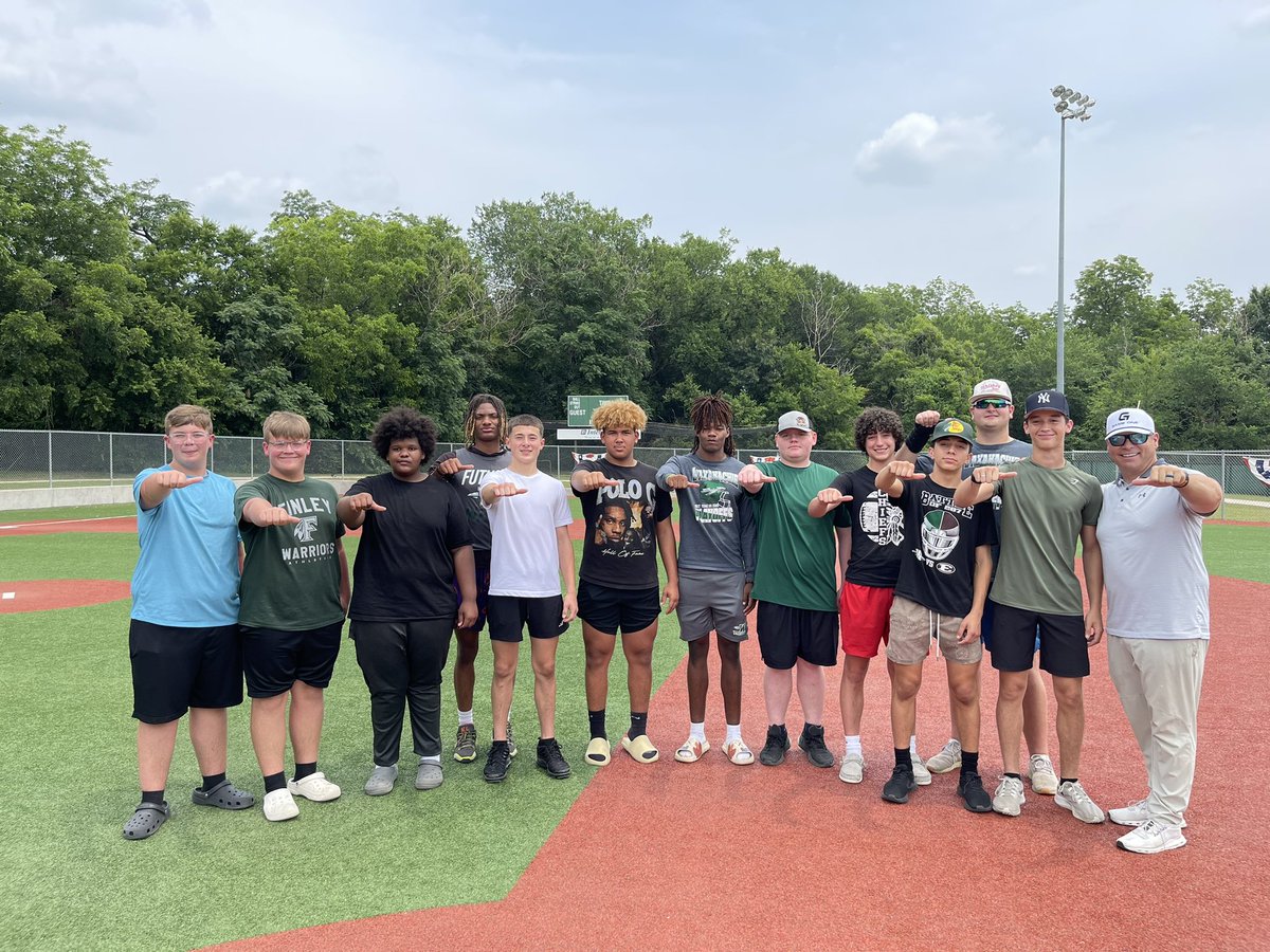 Thank you to these young men with servant hearts for helping with the miracle league game today!!! 💚 @NDNFootball