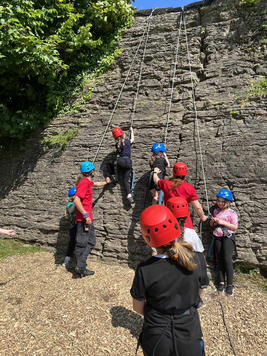 After a filling lunch we hit the climbing wall, a lot of varying techniques... but not lack of effort!

#Girlguiding #Brownies #Adventure <a href="/Girlguiding/">Girlguiding</a> <a href="/Girlguiding_NWE/">Girlguiding North West England</a> <a href="/Girlguiding_LSE/">Girlguiding Lancs South East</a>