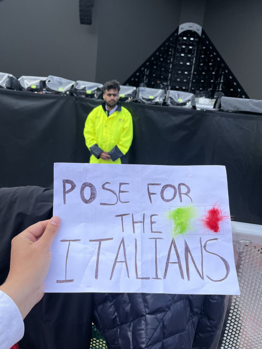signofhsab's tweet photo. THE SIGN         THE FUCKING MOMENT https://t.co/lCSlrcYuaq