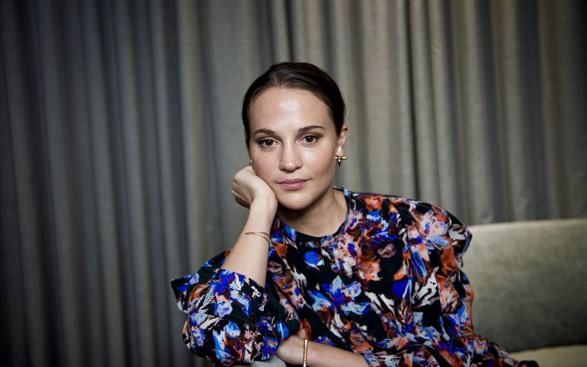 AVikander_Daily's tweet photo. Alicia Vikander photographed by Maria Steén at Gothenburg Film Festival. https://t.co/AtyCdnvaGi
