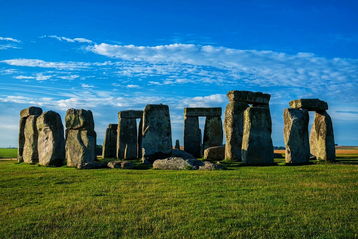 HeinrichHall1's tweet photo. #Stonehenge. The most famous and most mysterious of countless #prehistoric monuments in Britain. Momentous discoveries have been made in the area recently. On "Exploring Wessex", you hear the full story on site, from experts. There's still availability!
https://t.co/MApy35sr3a https://t.co/BietMsHMy2