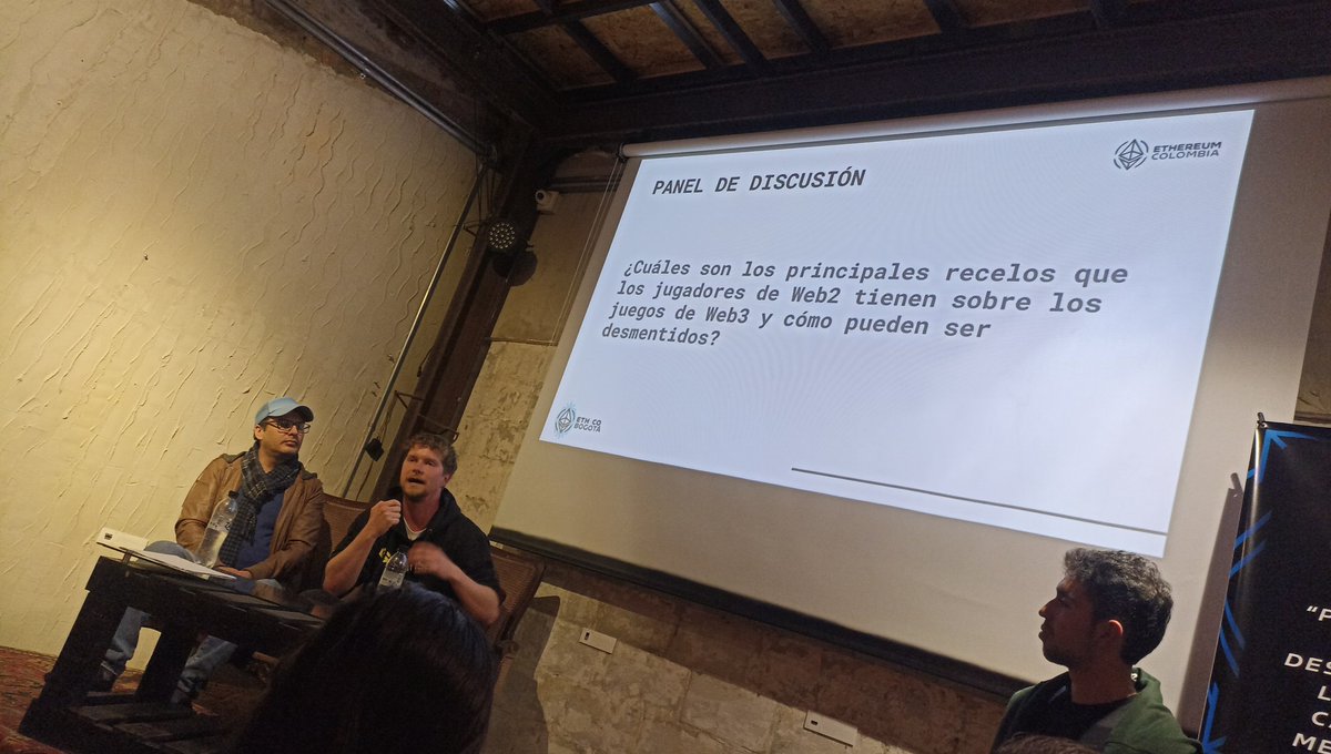 warodriguez07's tweet photo. @ChainSafeGaming  @ETHGlobal  aprendiendo sobre las ventajas de gaming en Web 3.0 ... Cada día hay muchas cosas por aprender en #blockchain https://t.co/uNd7fmHZnJ