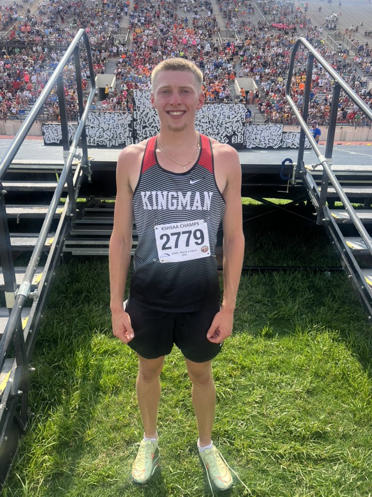 3A boys 400 meter dash state champion 🥇 

49.45 for Avery Albright of Kingman to become a 2x state champ. 

#trackinkansas