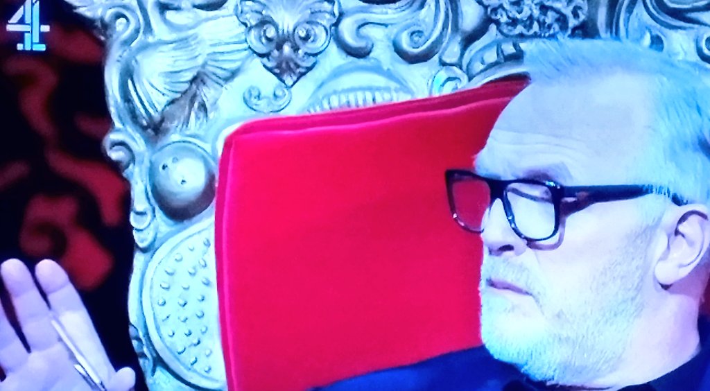 zeebranger's tweet photo. @taskmaster who knew The Taskmaster had a penis for a forefinger?!?!? https://t.co/Sxm11vOmXj