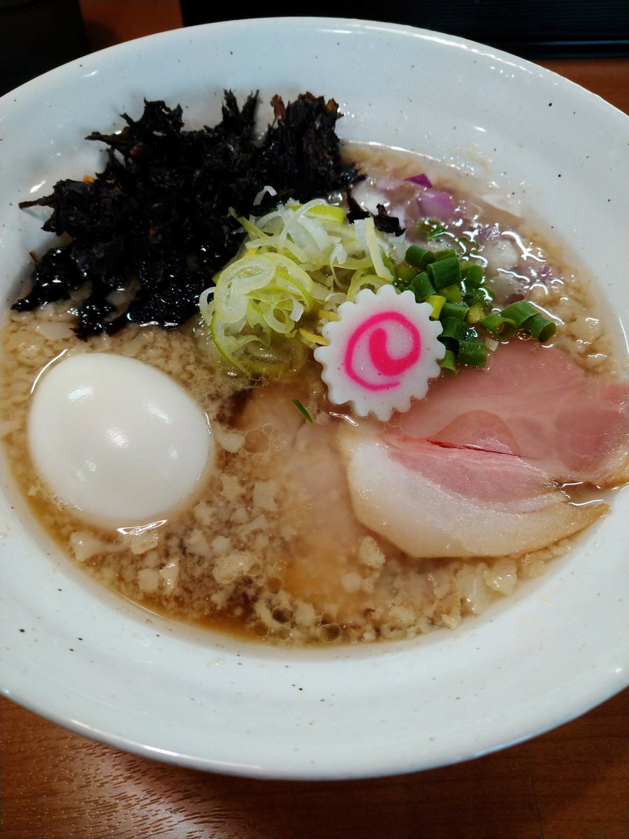 今日の朝食は
「麺処 花火」
「背脂煮干し 味玉1090円」

美味しかったです♪