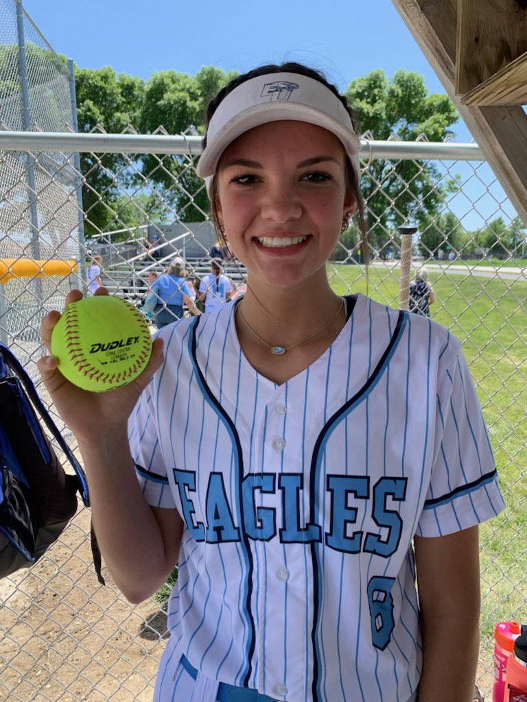 East Union Softball (@eastunionsb) on Twitter photo 🎉HOMERUN🎉
Freshman Haley Willett with a 2 run blast today 🤩👏🏼
#GoEagles🦅🥎 #whohomered 
<a href="/d2mart/">Derek Martin</a> <a href="/ksibradio/">KSIB Radio</a> <a href="/EU_Activities/">EastUnionActivities</a> 🎉HOMERUN🎉
Freshman Haley Willett with a 2 run blast today 🤩👏🏼
#GoEagles🦅🥎 #whohomered 
<a href="/d2mart/">Derek Martin</a> <a href="/ksibradio/">KSIB Radio</a> <a href="/EU_Activities/">EastUnionActivities</a>