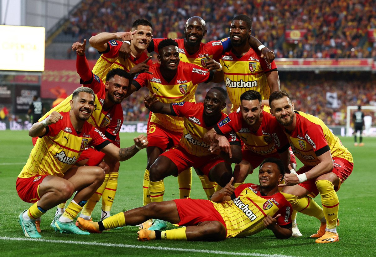 LesGoatsLensois's tweet photo. Bye bye nous on va en LDC @OM_Officiel 🇪🇺👋  #T̶e̶a̶m̶O̶m̶ #TeamLens https://t.co/6bA36qIdwW