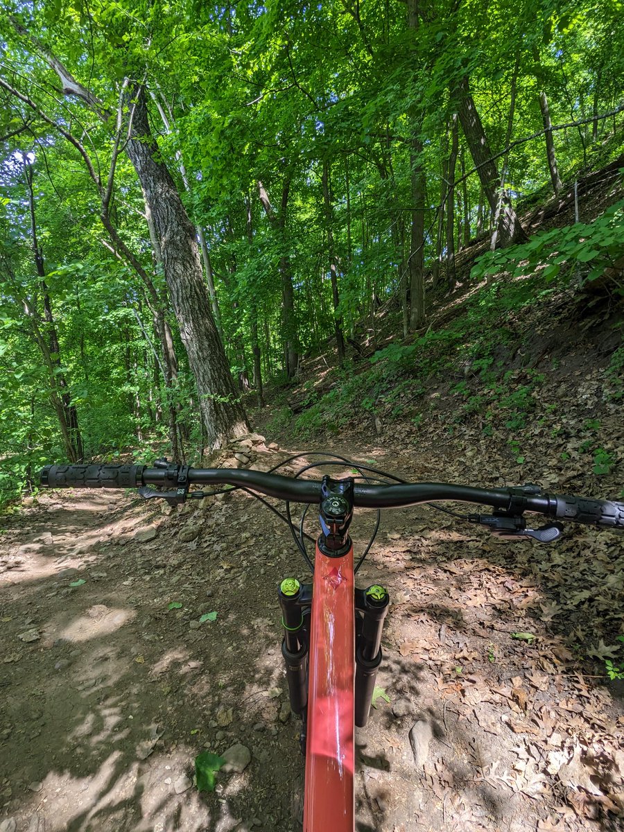 First day back in the saddle this season. Didn't get to ride much last season and starting late this year from being sick too often. After such a long break, it kicked my ass. I clocked about 6.5 miles but I can't wait to get out and do it again.
#MTB #Fezzari