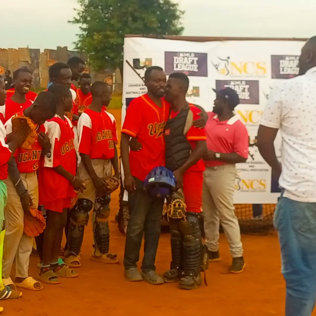 KASUMBADENNIS4's tweet photo. Today it was my flag off thank you so much everyone my coach @PaulNana , coach @ssempajohnbosco and all my teammates Gayaza Baseball team I will be missing you all . May God bless you and protect you my Guys 🙏🙏 Amen. https://t.co/vj2aGQvD9T