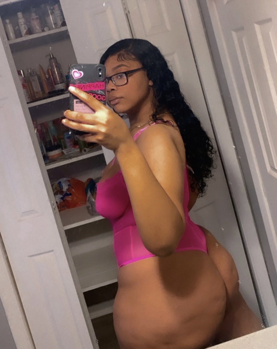 sexyyni's tweet photo. https://t.co/m993FapF8K