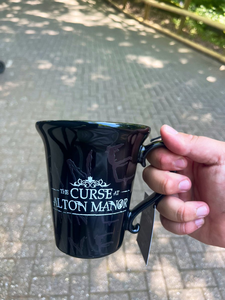 zachariahassler's tweet photo. Finally bought the Curse At Alton Manor Mug today it’s so cool 😎 #altontowers #curseataltonmanor #ghostrain #Boo https://t.co/XC4Ld9nTSg