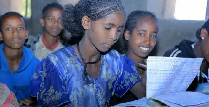 hagos272's tweet photo. "Tigray schools in ruins, 3,846 students, teachers killed in conflict." By Eyob
As a result we urge @POTUS @UN @_AfricanUnion @eu_eeas @UN_HRC to
🗣Seek #Justice4Tigray
🗣 #FreeAllTigray to #ReturnTegaruIDPs to thier home
🗣Address #Aid4Tigray
@RandaHabib https://t.co/EfYlcU1txG