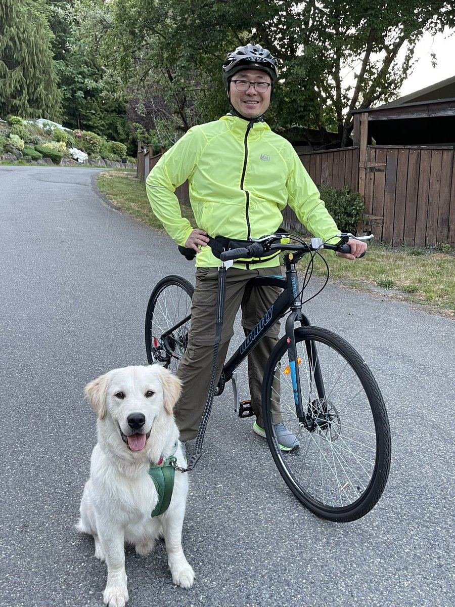ThisIsWillChen's tweet photo. As Sammy is getting stronger, it’s harder to keep up with him, so I deployed my bike, good thing he is cooperating😊 https://t.co/ueNGIS0dWP