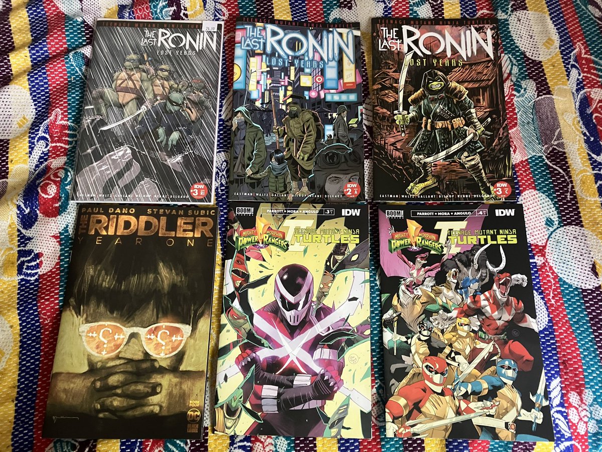 AlexFuentes91's tweet photo. Thank you @thirdeyecomics College Park got to stock up on my comic fix today. When I make it to your store in Annapolis real soon I hope you guys have Issue 3 of Riddler Year 1 cause I definitely need it. Best Comic Book store chain in the DMV baby. 🥷 🐢 🦇 #ThirdEyeComics https://t.co/UWHWRuBK6A