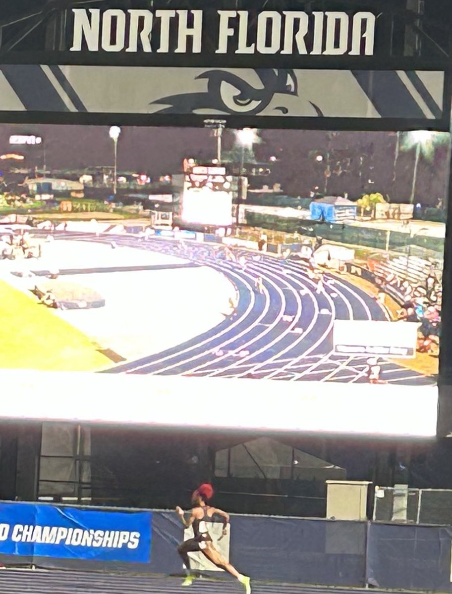 ErvinLewis14's tweet image. Lights were bright and the plan was on point! We finished the Drill..,#WellDone