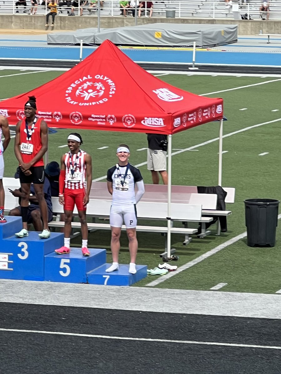 Dominik Balenda finishes his Prospect career with 4 all-state medals, and is the best 400m runner in school history. Despite an injury riddled senior season, Dom finished 7th in the 400m in 49.57. We created a long sprints group because of him. Game changer for our team.